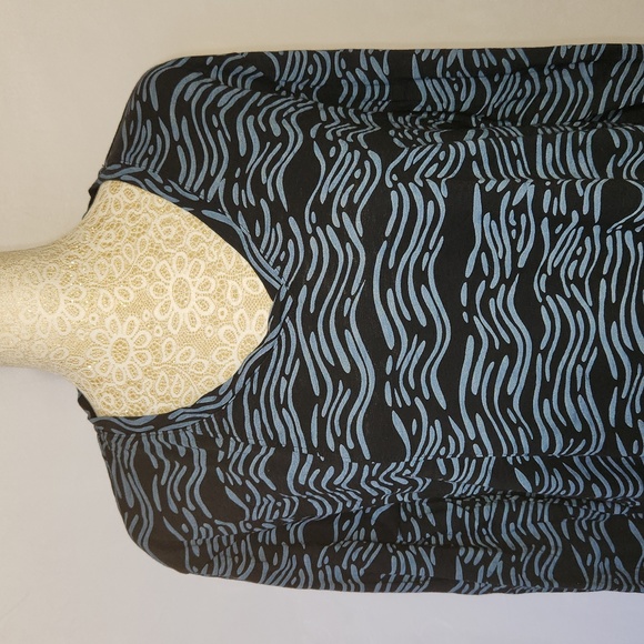 Fresh Produce Blue Black Seashore Asymmetric Ella Pocket 3/4 Sleeve Tunic Top - Picture 2 of 11